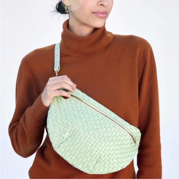 Clare V Grande Fanny in Mist Woven Checker NEW - Picture 3 of 11